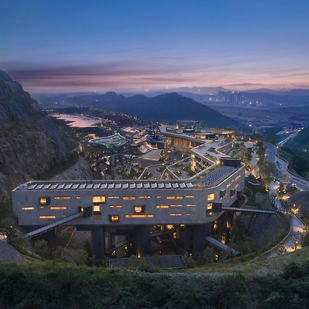 Banyan Tree Nanjing Garden Expo Hotel Exterior photo